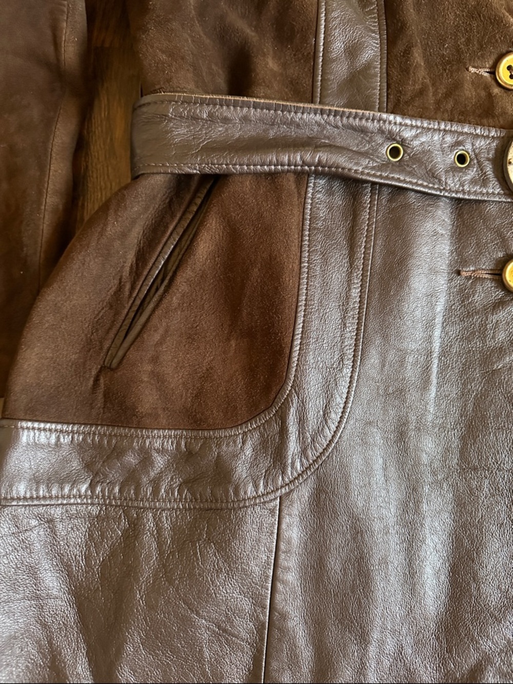 Vintage Brown Leather & Suede Belted lined Women’s Jacket size Large - Picture 6 of 11